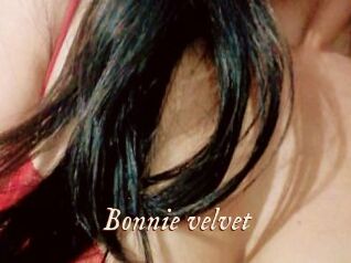Bonnie_velvet