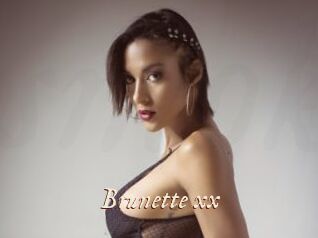 Brunette_xx