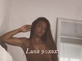Luna_90xox