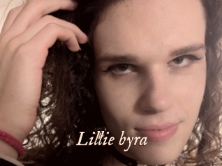 Lillie_byra