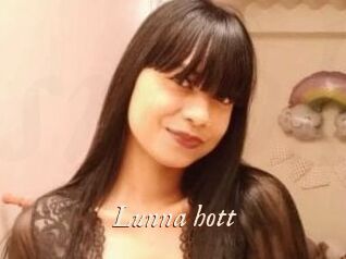 Lunna_hott