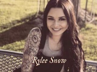 Rylee_Snow