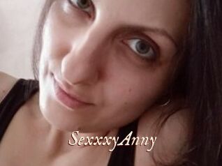 SexxxyAnny